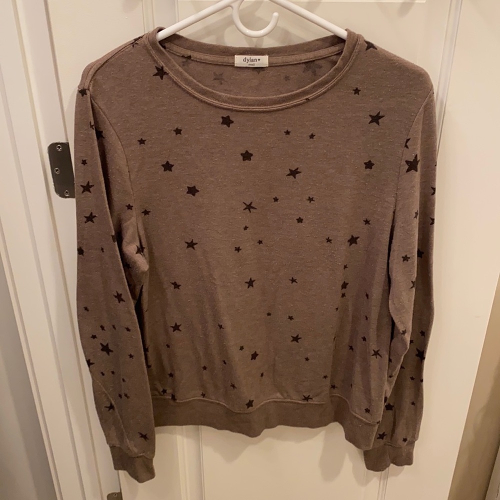 Star sweatshirt